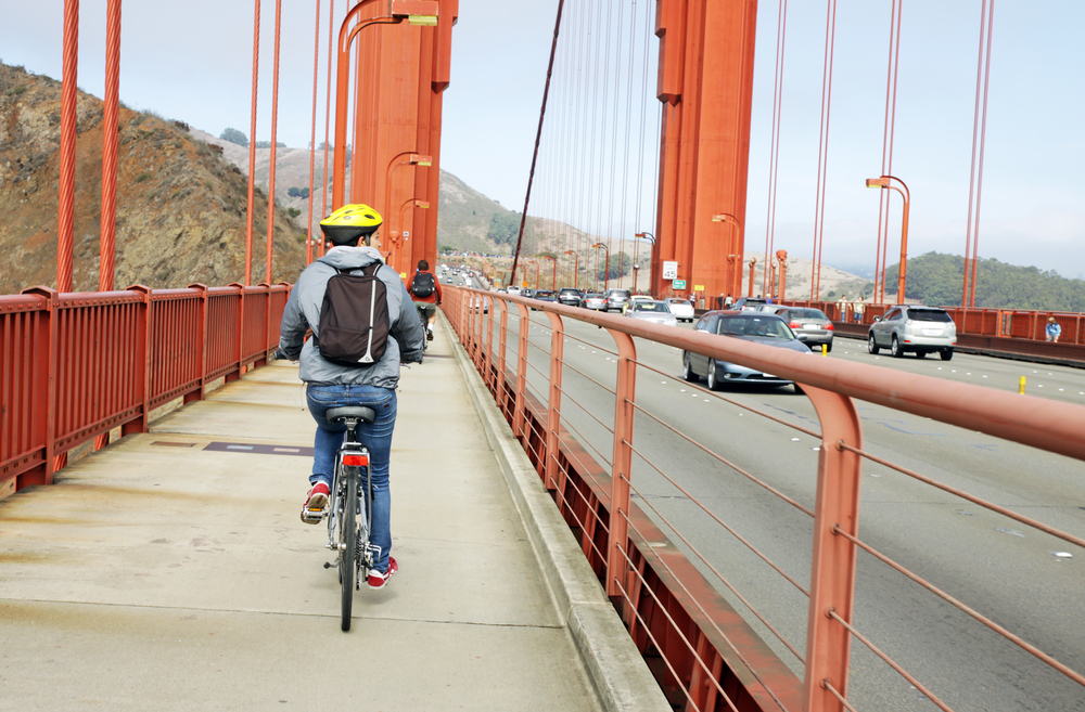 Jazda rowerem po Golden Gate Bridge, San Francisco, USA