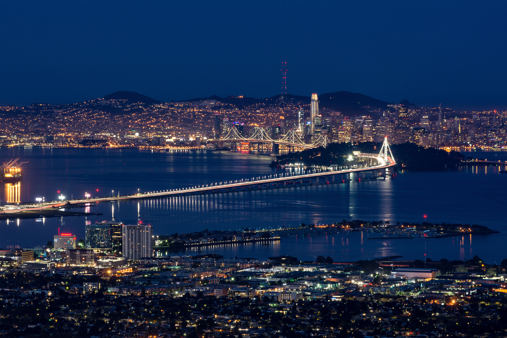 Oświetlone San Francisco nocą, Kalifornia